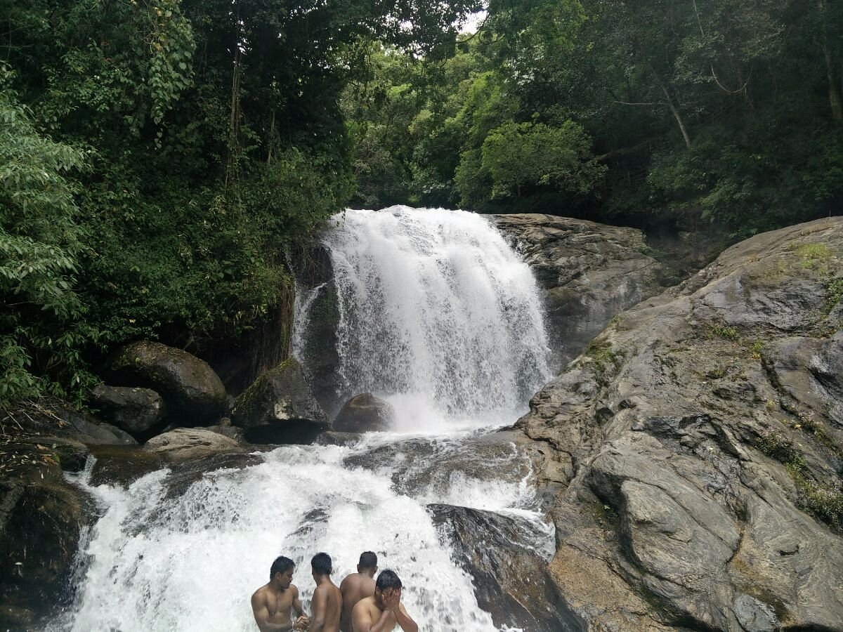 Lakkam Waterfalls - Munnar